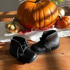 Adelisa & Co Paseo Boots, Size 22 (little kid’s size 6)